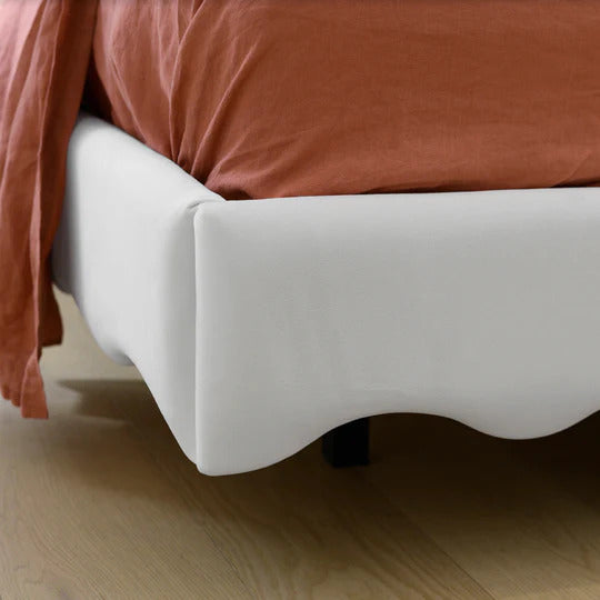 Cataline Floating Bed